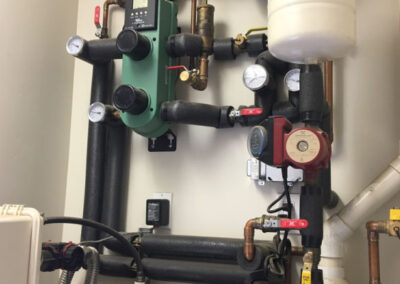 Plumbing for steam, compressed gas, medical gas